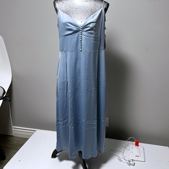 NWT 🌟Host Pick🌟DANIELLE BERNSTEIN SATIN MIDI SLIP DRESS - sz 16 - Picture 4 of 10